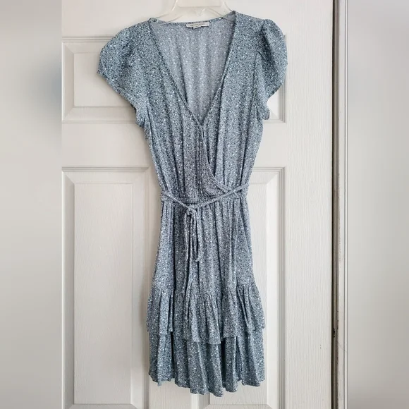 American Eagle | Wrap Sundress - Picture 2 of 6